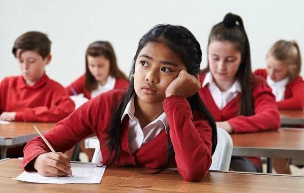 Tips for Keeping Smartphones from Harming Your Kids' Grades