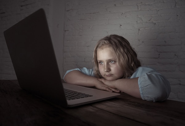 Nine Signs Your Kids Are Viewing Porn Online Screen Time
