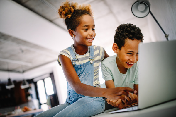 How to Guide Your Children to Make Healthier Tech Choices